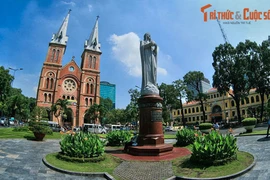 Điểm danh 20 nhà thờ nổi tiếng nhất Việt Nam (1)