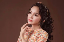 Những cô giáo xinh đẹp, nóng bỏng của showbiz Việt