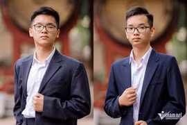 Anh em sinh đôi ở Hà Nội có điểm thi lớp 10 giống hệt nhau 