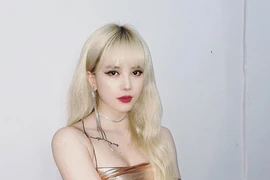 Thiều Bảo Trâm được "thả thính" giữa đêm