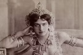 Cái kết bi thảm của nữ gián điệp quyến rũ nhất lịch sử