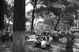 Loạt ảnh không thể không xem về TP HCM 32 năm trước