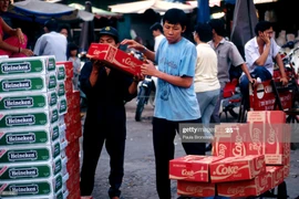 Ảnh Việt Nam năm 1993 độc đáo qua lăng kính của Paula Bronstein