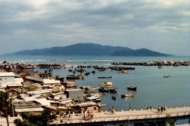 Loạt ảnh quyến rũ mê hồn về phong cảnh Nha Trang năm 1988