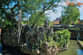 Đã mắt với tuyệt phẩm hòn non bộ trong Hoàng thành Huế