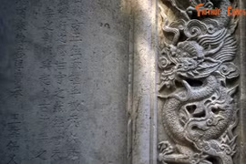 Bia cổ quý nhất thành Thăng Long ghi gì mà ai cũng tò mò?