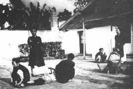 Phân biệt vùng miền, hoạn quan bị giết