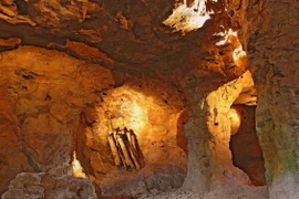 Mỏ đá lửa Spiennes - khu hầm mỏ của người tiền sử nổi tiếng nhất thế giới