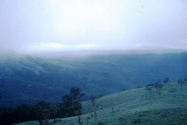 Khung cảnh tuyệt sắc trên đèo Mang Yang 60 năm trước