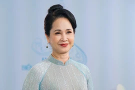 Bất ngờ cuộc sống ở tuổi 63 của mẹ chồng đáng sợ nhất màn ảnh 