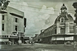 Loạt ảnh cực hiếm về đường phố Hà Nội thập niên 1920