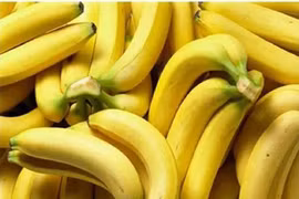 Nhận biết chuối “ngậm” hóa chất để ép chín nhờ mẹo hay này