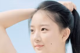 4 nốt ruồi phú quý của phụ nữ tiền không thiếu, phúc lộc cả đời!