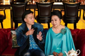 NSND Bạch Tuyết tiết lộ về con trai tài giỏi sinh sống ở Mỹ 