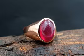 Sự thật khó tin về loại đá quý nổi tiếng nhất lịch sử 