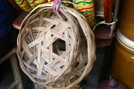 Chuyện cực thú vị về cái rế của người Việt xưa