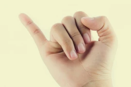 Nhìn ngón tay út 3 giây: Ai có điểm này là Thần Tài “đánh dấu” 