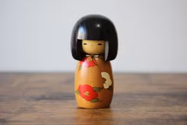 Bí mật tâm linh của những con búp bê gỗ Nhật Bản