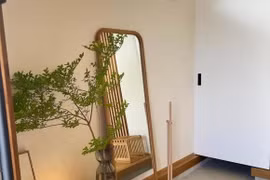 Vợ Nhật 43 tuổi nổi đình nổi đám vì biết trang trí nhà siêu xinh 