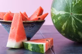 Dưa hấu đại kỵ với 5 món này, ăn cùng coi chừng rước họa 