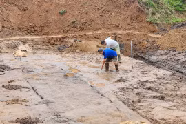 Phát lộ 2 thuyền độc mộc cổ ở Bắc Ninh, chuyên gia nói gì?