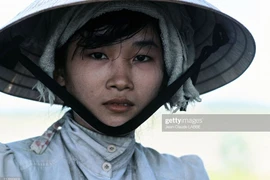 Ảnh đẹp về phụ nữ Việt Nam năm 1994 