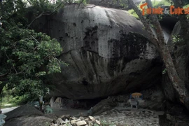 Sự lạ khó tin ở Thiên Sanh Thạch tự trứ danh Bình Định