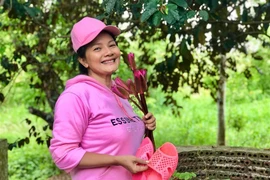 'Nữ hoàng cảnh nóng' tình trường trắc trở, giờ cuộc sống ra sao?