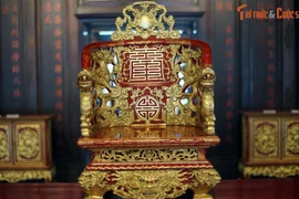 Chi tiết đặc biệt của chiếc ngai vàng bí ẩn nhất triều Nguyễn 