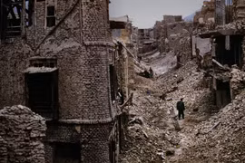 Thập niên 1990, người dân Afghanistan sinh sống như thế nào?