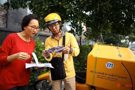 Duy trì dịch vụ bưu chính phục vụ nhu cầu người dân trong dịch