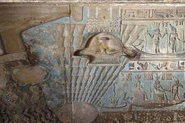 Bí ẩn dấu vết UFO hiện diện ngàn năm trên Trái đất 