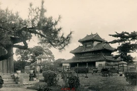 Ảnh cực quý về kiến trúc cung đình Huế năm 1935 