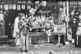 Tết Trung thu ở Hà Nội năm 1926 cực rực rỡ dù ảnh đen trắng