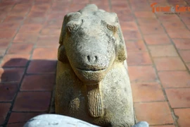 Giai thoại kỳ lạ về con cừu đá 2.000 tuổi ở Bắc Ninh