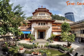 Top 14 di tích lịch sử hút khách nhất TP HCM