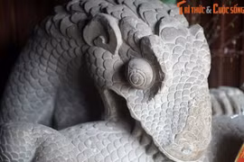 Bức tượng rồng ngàn tuổi độc nhất Việt Nam