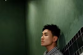 Kiều Minh Tuấn đẹp trai không tưởng với tóc mới