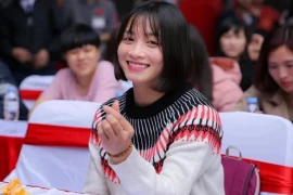 Ảnh ngoài đời "cực phẩm", đốn tim triệu fans của tuyển nữ Việt Nam