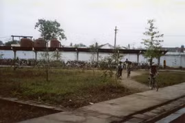 Loạt ảnh "lạ" về diện mạo của Hà Nội hơn 3 thập niên trước