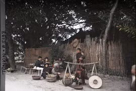 Loạt ảnh khó quên ở ngoại thành Hà Nội đầu thế kỷ 20 