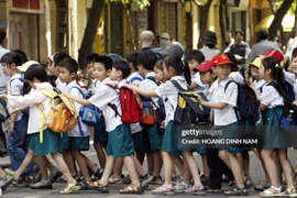 Loạt ảnh hiếm - độc không thể không xem về Hà Nội tròn 20 năm trước