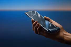 Motorola RAZR 2 sẽ sở hữu màn hình 6,7 inch 