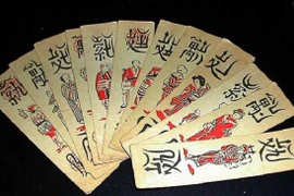 Bí ẩn của bộ bài tổ tôm Việt Nam