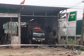 1 người chết, 5 người bị thương sau tiếng nổ lớn tại garage ôtô