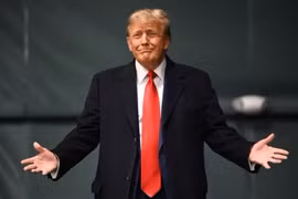 Ông Trump dẫn đầu trong cuộc bầu cử sơ bộ tại Iowa, Mỹ