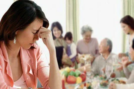 Muốn xỉu khi nghe chồng thú nhận nguồn tiền để đi tuần trăng mật 