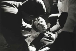 Cái chết đau đớn của em ruột tổng thống Mỹ John F. Kennedy