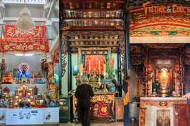 Truyền thuyết lạ phía sau những dinh thờ thiêng nổi tiếng Việt Nam