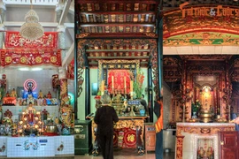 Truyền thuyết lạ phía sau những dinh thờ thiêng nổi tiếng Việt Nam